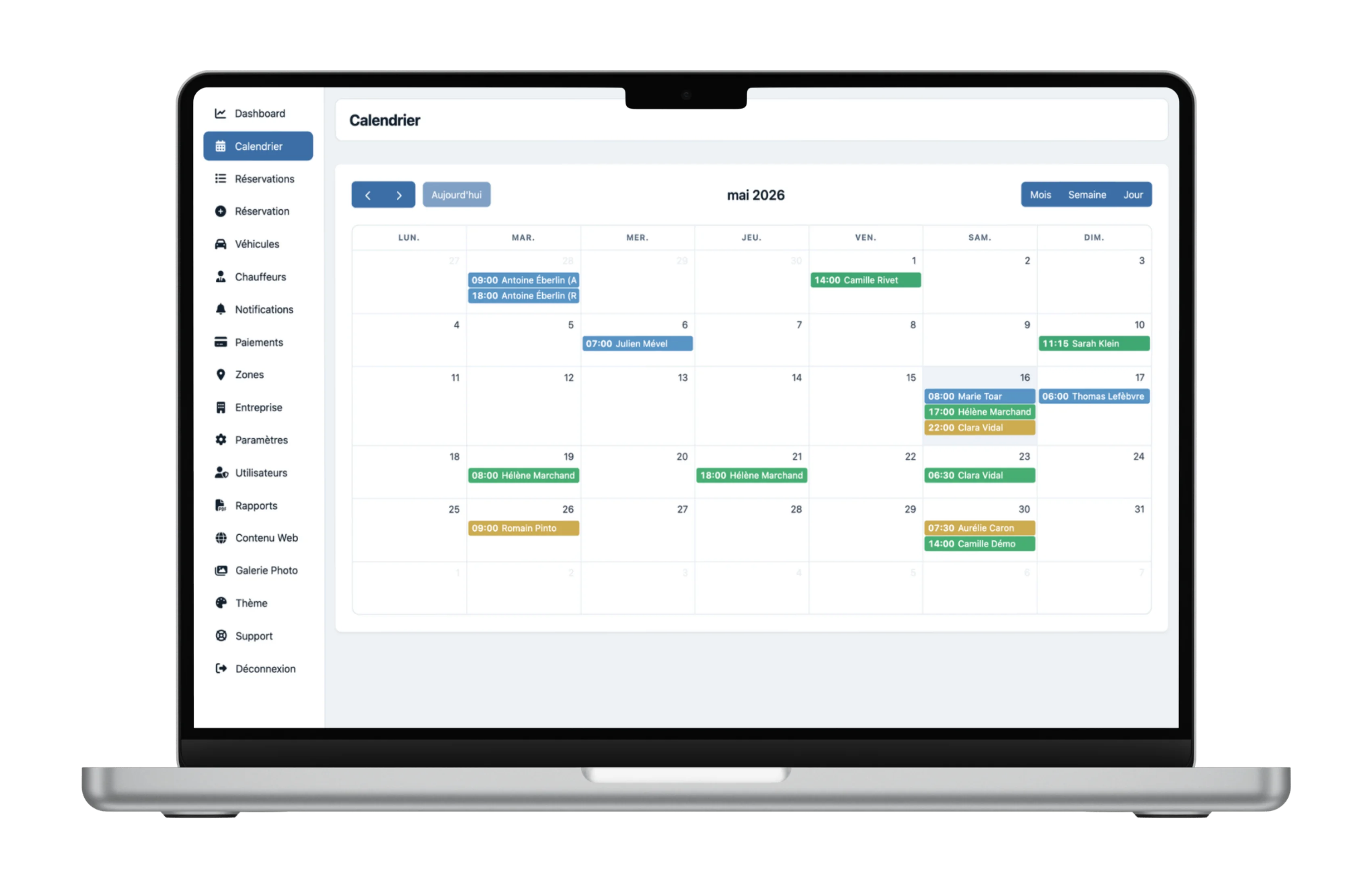 Calendrier mensuel des courses VTC dans le back-office, vue mois avec réservations par statut
